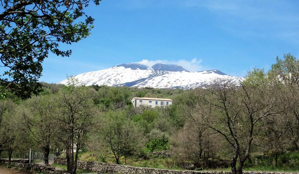 Boscoscuro Villa Ragalna 0*,  Italy